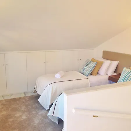 1264: 3 Bed Townhouse In Monte Biarritz Paraiso